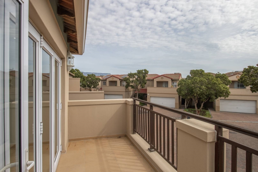 3 Bedroom Property for Sale in Royal Ascot Western Cape